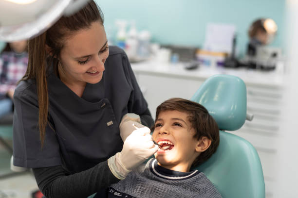 Best Emergency Tooth Extraction in Sylvan Springs, AL